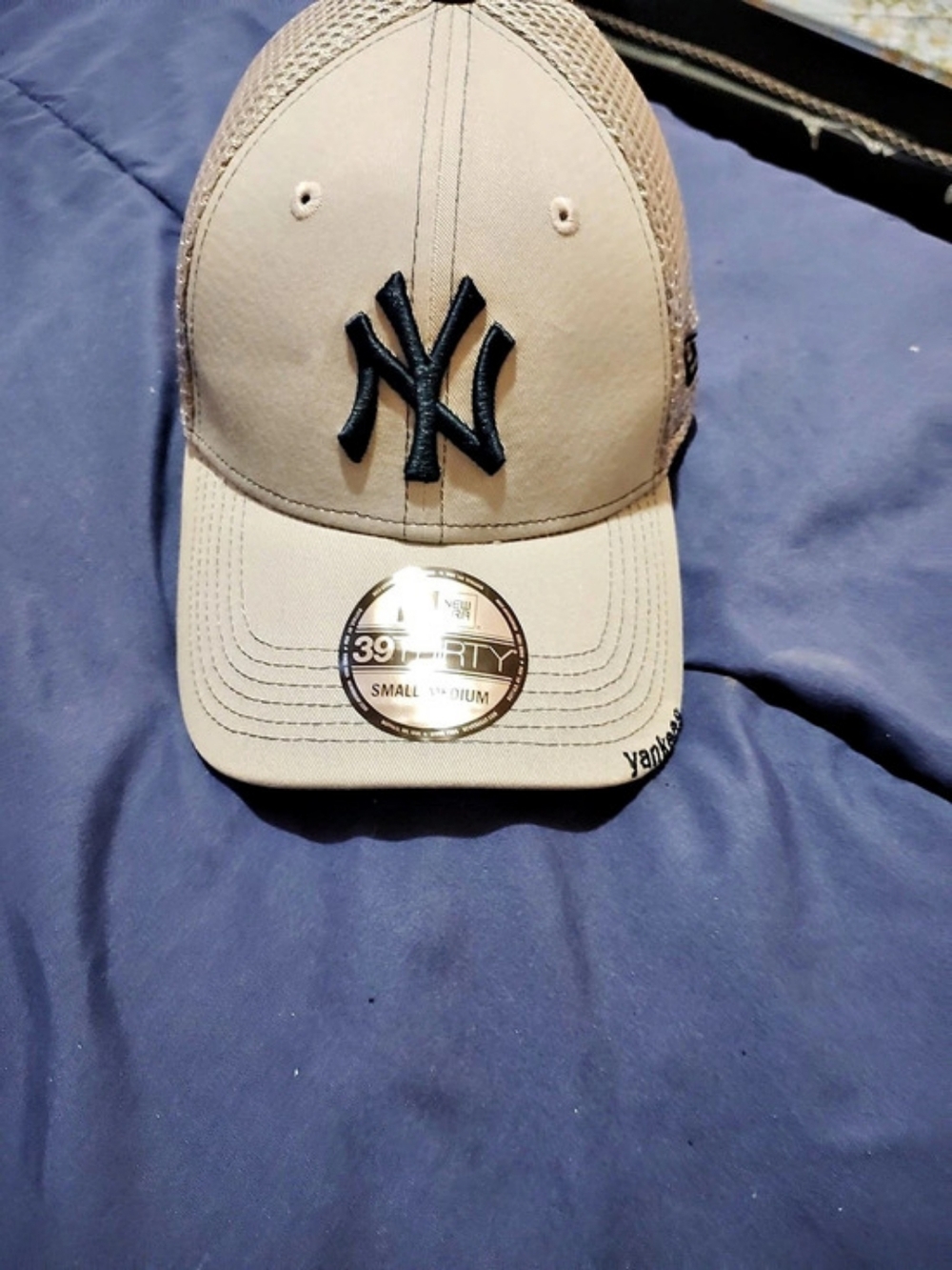 New Era New York Yankees 39THIRTY Stretch Fit Cap Gray & Black M/L